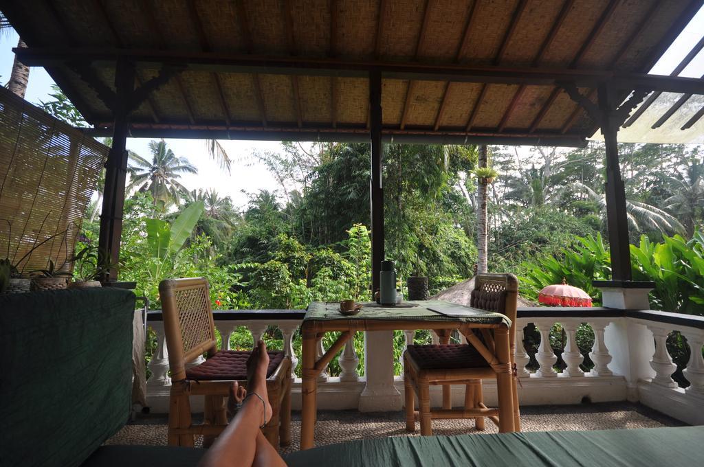 White Lotus Oasis Hotel Ubud  Exterior photo